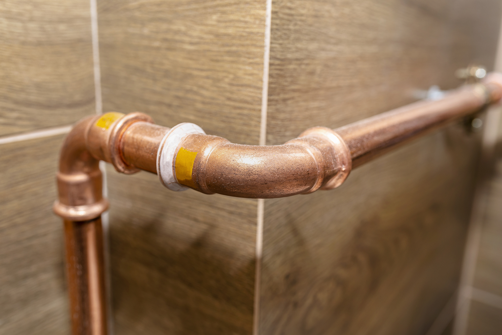 What is the difference between brass and copper pipe for plumbing